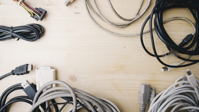 オフィスの配線でお困りの方必見！配線工事の種類や流れを解説！