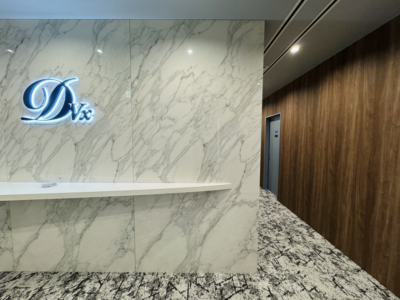 サイン工事とは？掲げるだけで24時間365日営業してくれる！